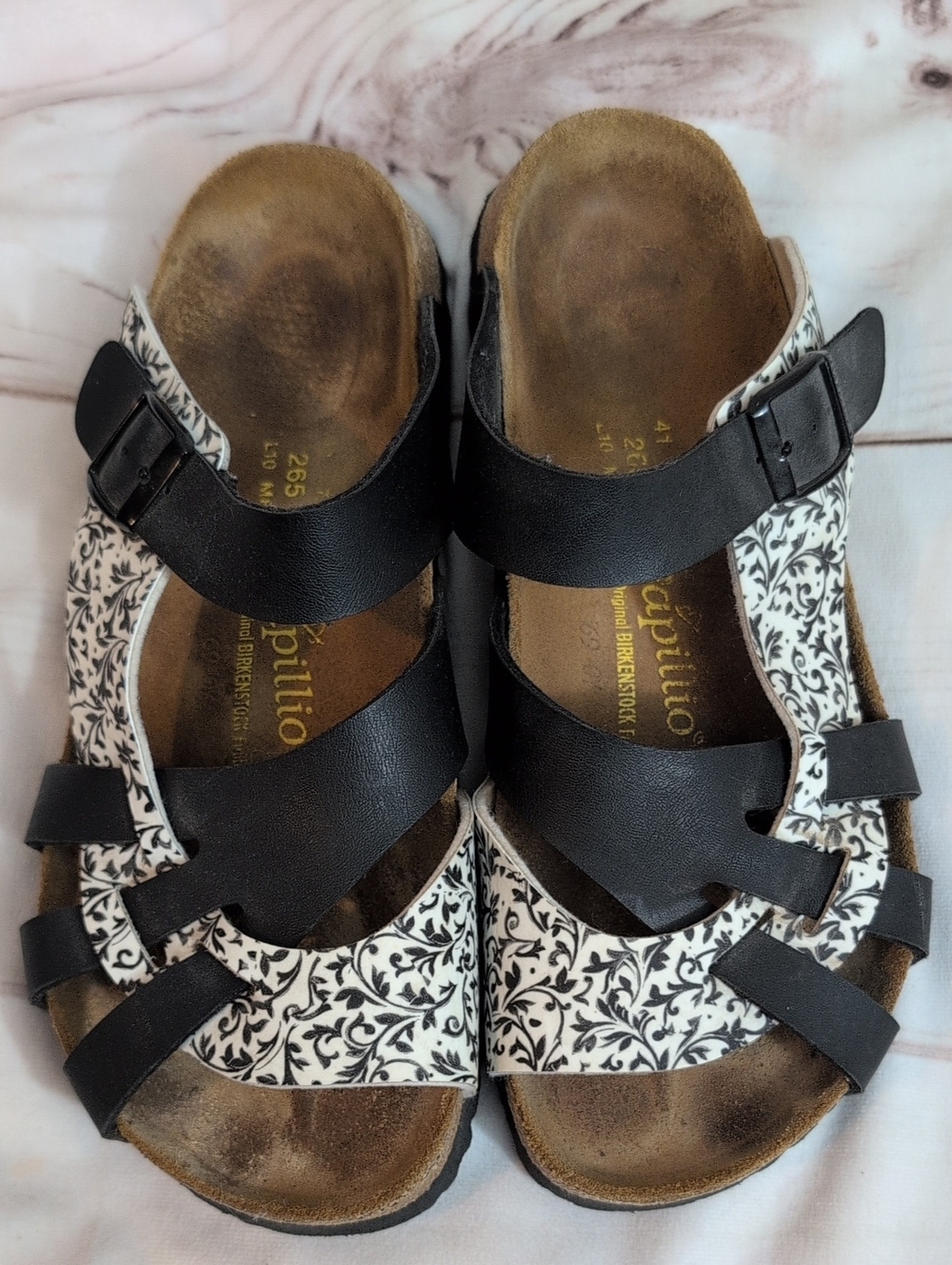 Papillio by Birkenstock Corkbed Sandles Women's size 10 Fun DesignArt Deco Print